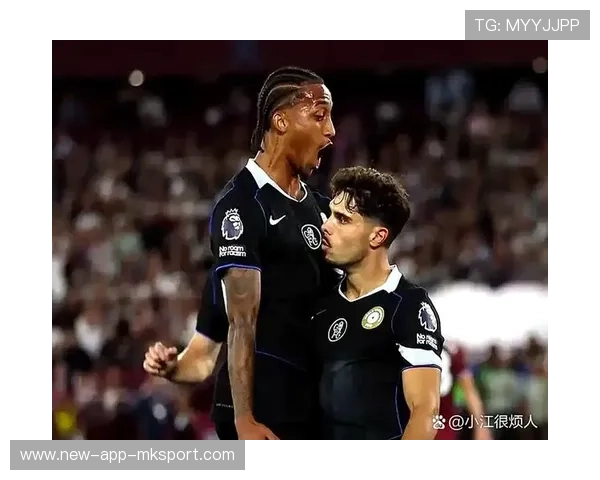 切尔西中前场衔接明显提升